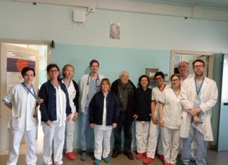 Donata un’opera in ceramica al Servizio di Cardiologia dell’ospedale di Faenza