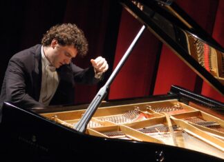 Teatro Alighieri stagione “Ravenna Musica 2025” martedì 18 marzo Giuseppe Albanese pianista