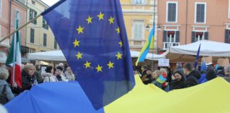 Manifestazione per l’Ucraina nel pomeriggio in piazza del Popolo