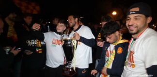 La Coppa Italia è arrivata in città ecco i festeggiamenti di ieri sera