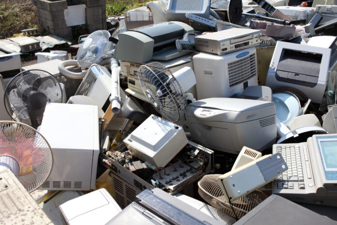 Electronic waste RAEE