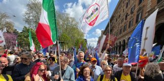 Il Movimento 5 Stelle a Roma per la pace: “No ad Unione Europea guidata dai signori della guerra”