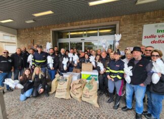 Missione Sorriso in Moto: 50 motociclisti consegnano doni ai bambini ricoverati in Pediatria