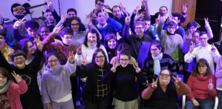 Serata di solidarietà con l’esibizione al Socjale di ragazzi portatori di disabilità