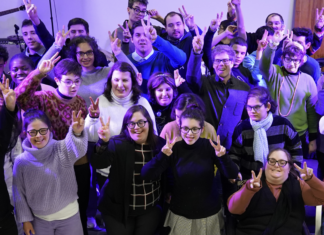 Serata di solidarietà con l’esibizione al Socjale di ragazzi portatori di disabilità