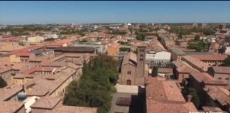 Il centro storico si prepara all’arrivo di Re Carlo e Camilla