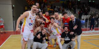 Basket: Grinta e determinazione per OraSi: ritorno alla vittoria al PalaCosta contro Salerno