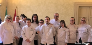 Apre “Civico 25 – Il gusto dell’inclusione”: nella pizzeria lavorano persone con disabilità