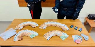 Arrestato spacciatore: in casa aveva 200 g di hashish e 20 mila euro in contanti