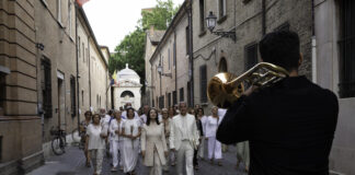 Ermanna Montanari leggerà uno stralcio del Paradiso per Re Carlo e Camilla alla Tomba di Dante