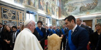 Papa Francesco. Il presidente Michele de Pascale: “Una figura che ha saputo parlare al mondo intero con parole e gesti di disarmante semplicità e immenso significato”