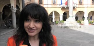 Annamaria Bava, candidata al consiglio comunale per la Lista Civica La Pigna, si presenta