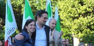 Elly Schlein chiude la campagna elettorale del candidato sindaco Alessandro Barattoni