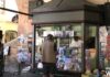 L’edicola di piazza del Popolo chiuderà in autunno. “Un appello ai giovani per rilanciarle”