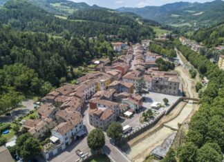 “Aiutiamo la Biblioteca di Tredozio a ripartire”: donazioni e raccolta libri anche a Faenza