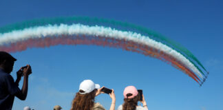 Le esibizioni del Tricolore Air Show a Punta Marina