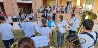Musica e inclusione alla Residenza Santa Teresa: si è svolto il primo dei tre concerti della Scuola Sarti