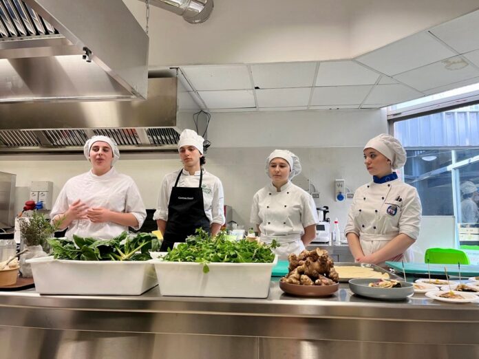 Studenti Albeghiero Riolo merenda sana