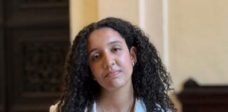 Solidarietà all’assessora Hiba Alif: nessuno spazio all’odio, alla discriminazione e al razzismo.