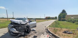 Ultima ora. Tragedia della strada a Cotignola: scontro tra auto e moto, morti il centauro e la passeggera
