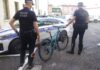 Bici rubata in piazza Kennedy: dopo la denuncia, la Polizia Locale riesce a rintracciarla