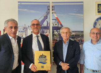 Francesco Benevolo in visita al Terminal Container del porto