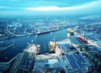 SAPIR sostiene la Guardia Costiera Ausiliaria con una donazione