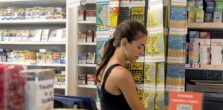 Ravenna, violenta rapina nella notte al Bar Stella: titolare legato e derubato da due uomini armati