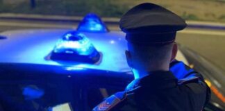 Lite in famiglia: aggredisce il fratello con un bastone. Intervengono i Carabinieri
