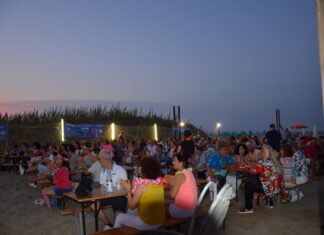Domenica 27 luglio arriva il carnevale sulla spiaggia di Marina con la Notte Rossa!