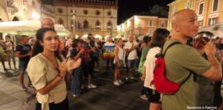 Piazza del Popolo gremita per la manifestazione “Disertiamo il silenzio”