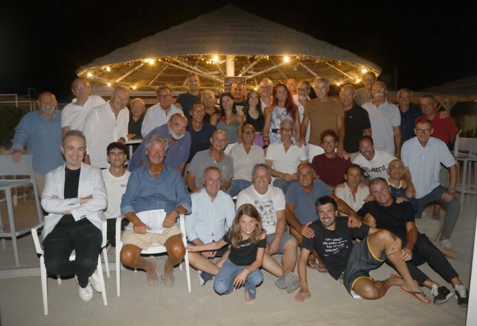 19 -08-2025; - marina di ravenna bagno coco loco torneo racchettoni premiazioni . piero roncuzzi , torneo che esiste da piu di 25 anni