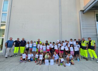 Conselice: ragazzi e ragazze del centro estivo a lezione con i volontari di Protezione civile