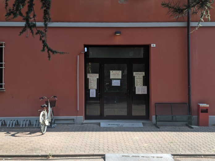 L'ingresso temporaneo dei servizi comunali in piazza IV Novembre