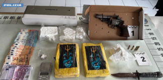 Arrestato latitante albanese e sua compagna: in casa 3.3 kg di cocaina e una pistola rubata