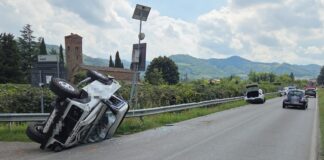 Brisighella: Scontro tra due Suv, un uomo ferito trasportato al Bufalini