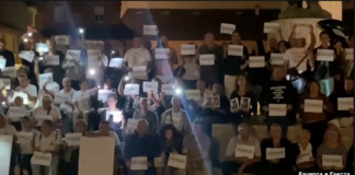 Flash mob degli alluvionati contro il festival Acqua