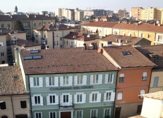 Sogno d’Inghilterra: a Ravenna una giornata tra eleganza d’altri tempi, mercatini, brunch e tè britannico