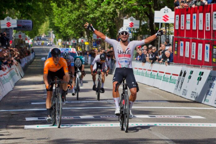 dd7eca73-5ea7-e473-9184-1c2cf35d86a8