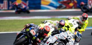 Alex Marquez in bianco sul podio a Misano per ricordare di Fausto Gresini