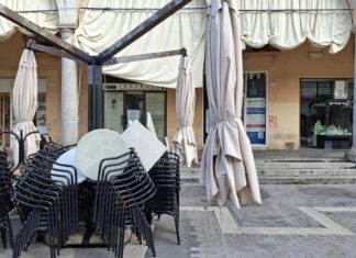 Termina un’epoca per il centro storico di Faenza: ha chiuso il bar Centrale