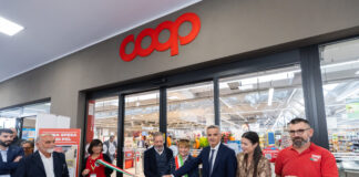 Ha inaugurato la Coop di Ravenna Gallery tutta nuova, da 40 anni insieme ai ravennati
