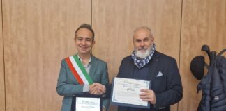 Premio internazionale Chiara Lubich per la Fraternità 2025, consegnata la menzione d’onore al Comune di Ravenna per “Adotta un progetto sociale, diventa un’azienda solidale”