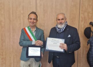 Premio internazionale Chiara Lubich per la Fraternità 2025, consegnata la menzione d’onore al Comune di Ravenna per “Adotta un progetto sociale, diventa un’azienda solidale”