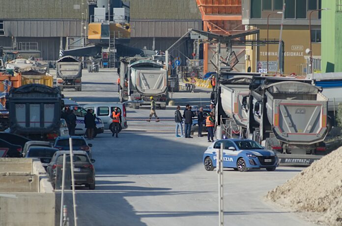 7423ac7e-dda9-445d-aec4-b2922c19d059