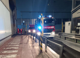 Incendio a Marcegaglia, fumo nel laminatoio: nessun ferito
