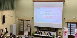 100/100 Valore ai giovani: LA BCC ravennate forlivese e imolese premia a Forlì gli studenti diplomati con il massimo dei voti