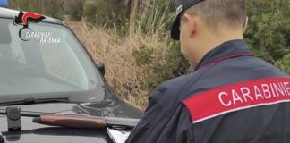 Spara accidentalmente verso un operaio. Carabinieri denunciano un cacciatore
