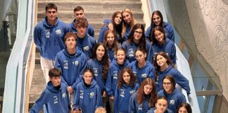 Belle prove dei nuotatori a Schwäbisch Gmünd nel meeting con 20 società tedesche