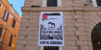 “Palestina libera. Stop al genocidio”: striscione in municipio a Castel Bolognese